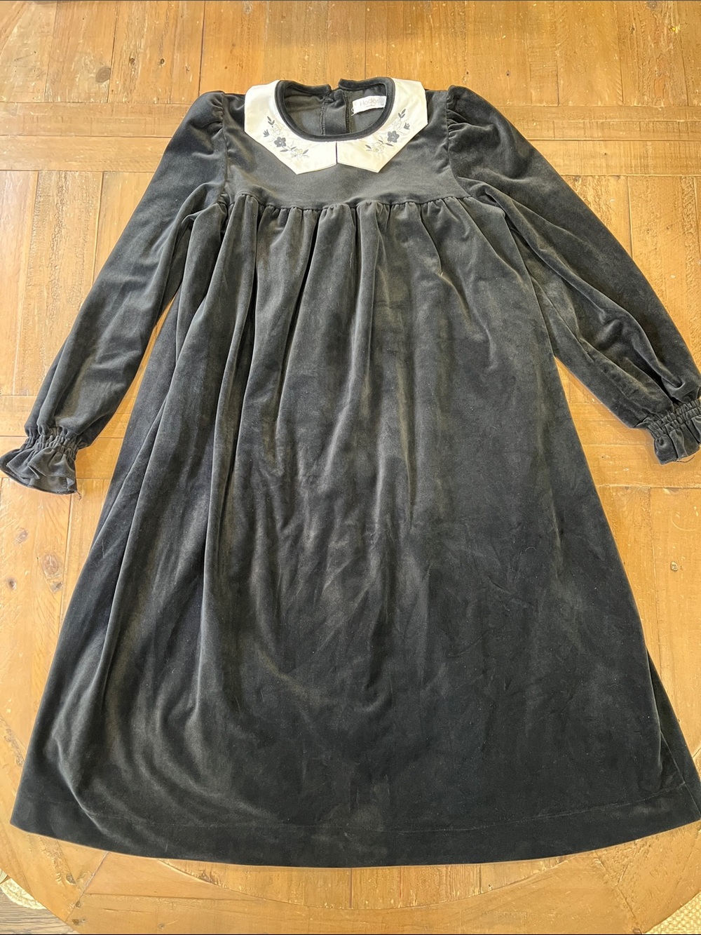 Haddas black velvet embroidered Peter Pan collar dress 12 years modest holiday
